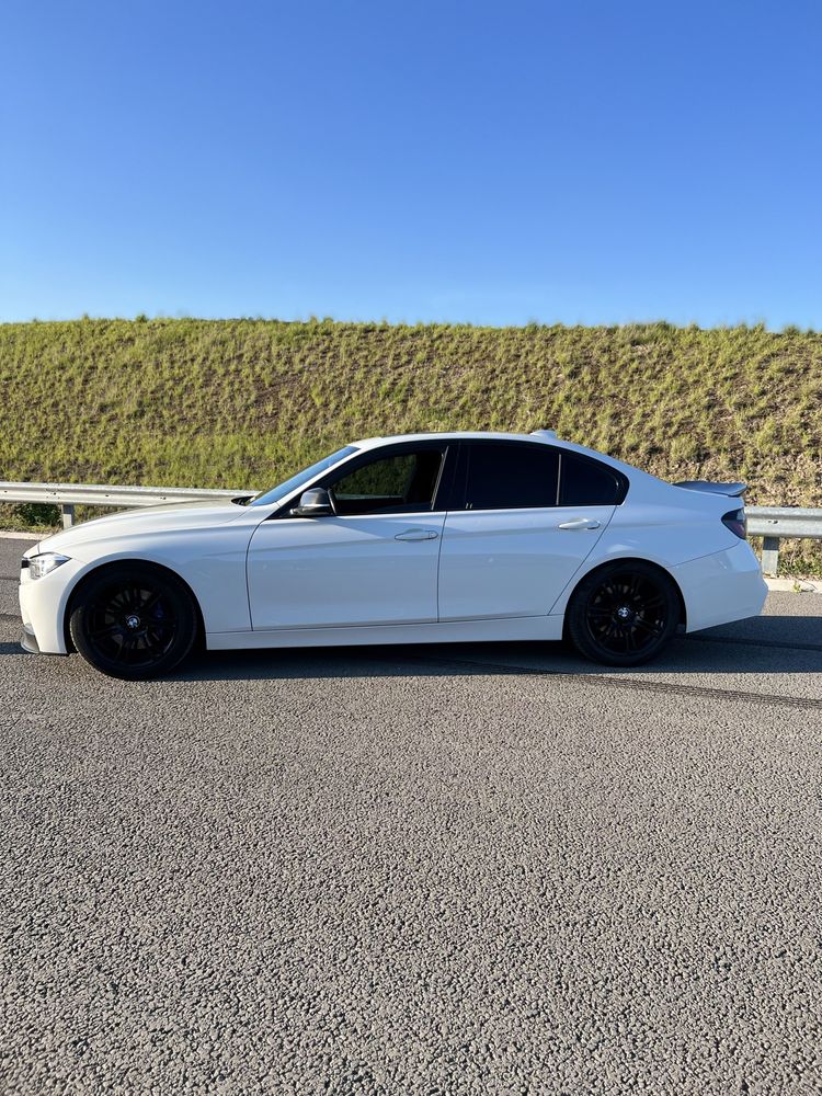 Bmw f30 335.