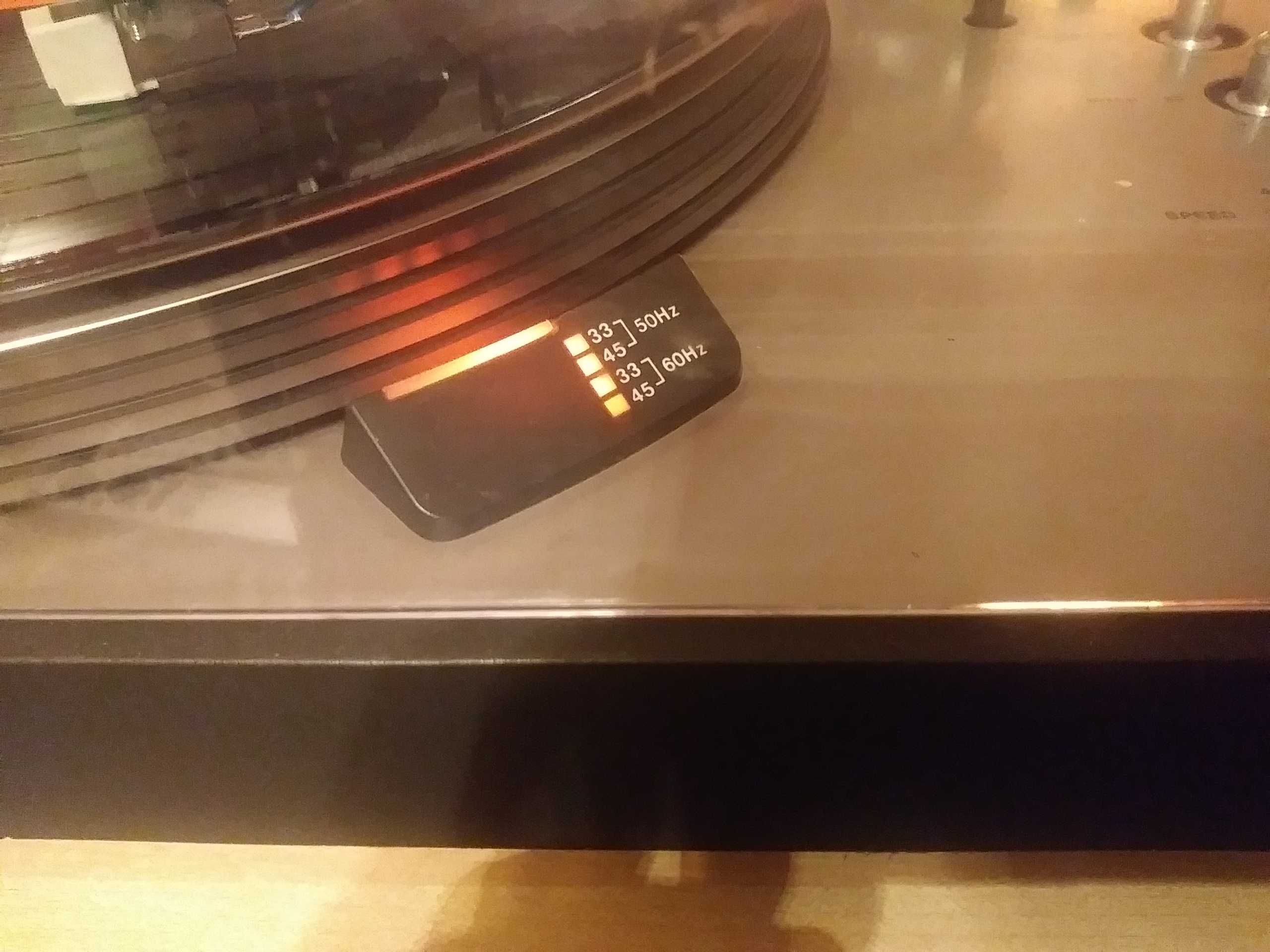 Gramofon CEC BD5200