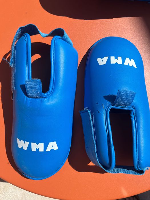 Par de protectores de canelas/pés para artes marciais - tamanho M