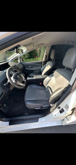 Сдам в аренду авто TOYOTA PRIUS PLUS (V) 2019 під таксі довгостроково