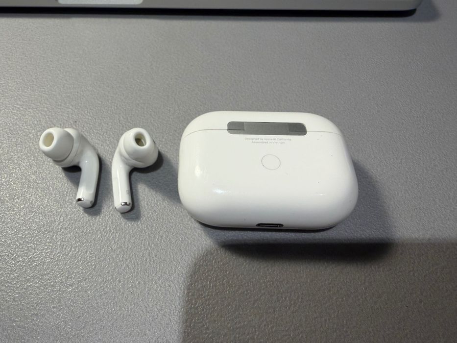 słuchawki Apple AirPods Pro 1 generacji