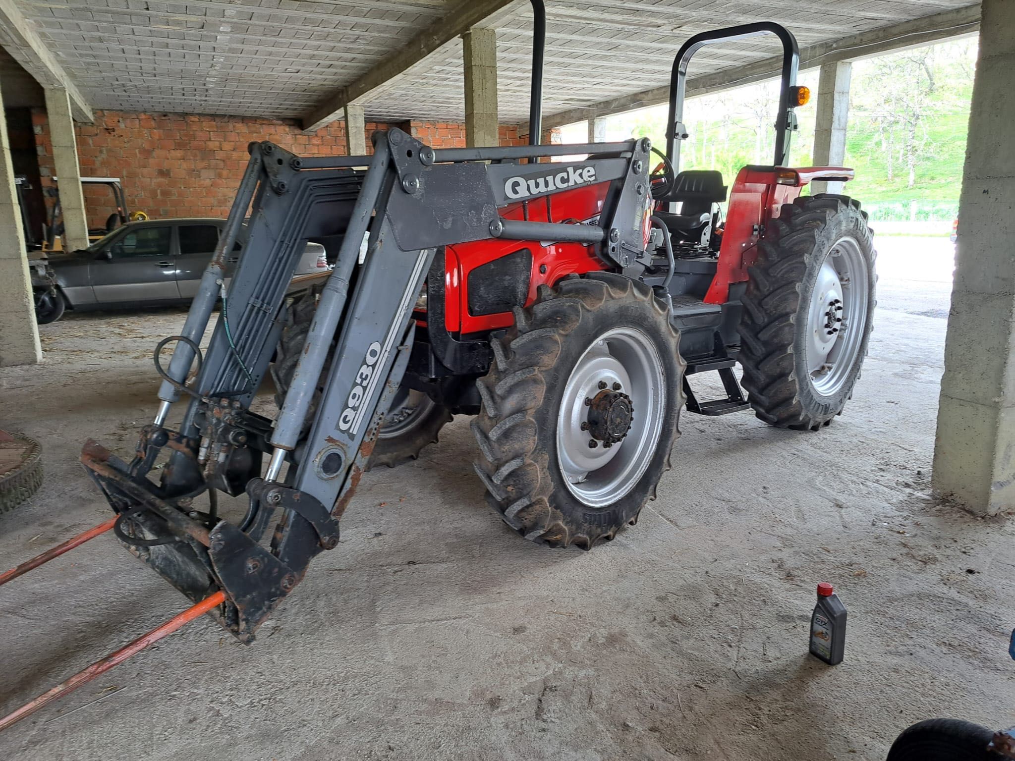 Trator Massey Ferguson