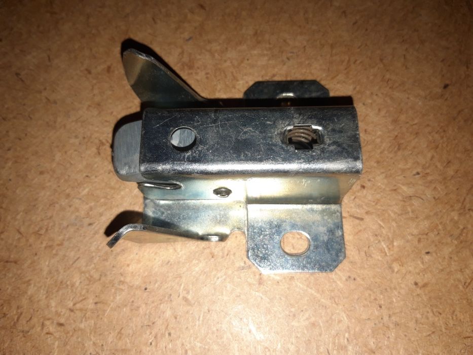 ВАЗ 99 сальник коленвала коммутатор датчик хола катушка замок крышка