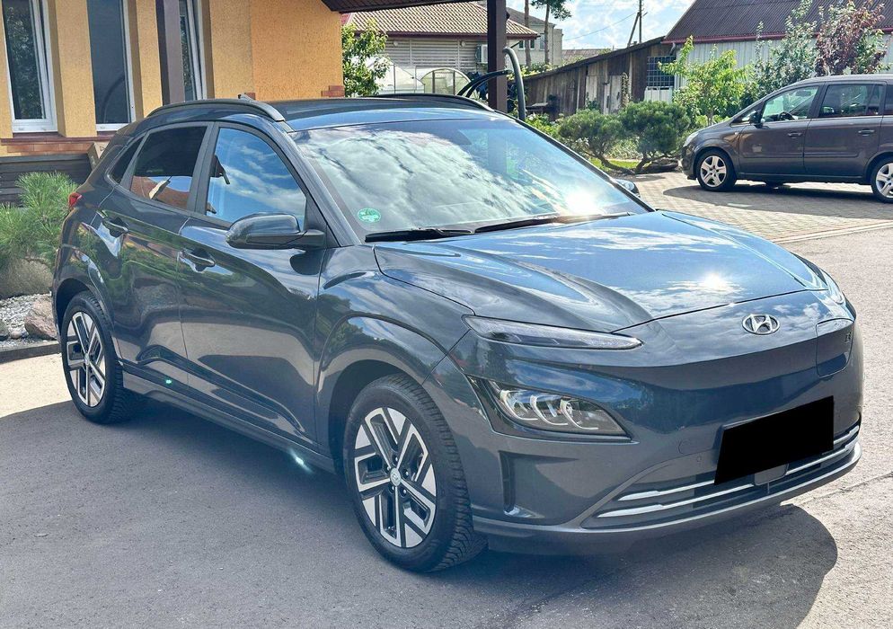 Продам Hyundai Kona, 64 кВт, 2022 року