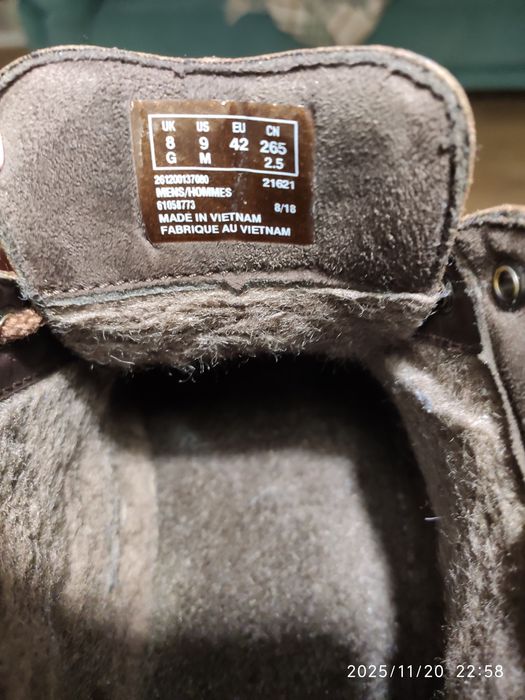 Чоловічі високі зимові черевики Clarks