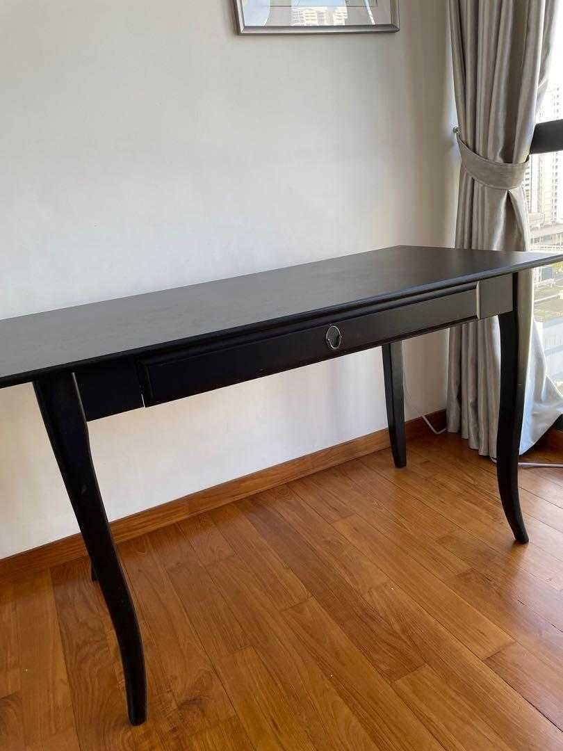 szafka TV-IKEA LEKSVIKbiurko-drewno Hemnes