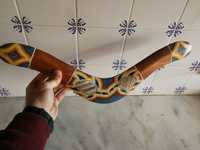 Boomerang vintage pintado à mão