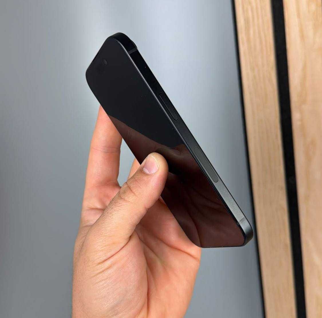 Iphone 15 back (256gb,NeverLock)