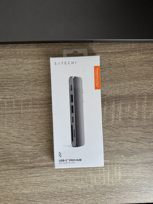 Хаб/перехідник Satechi Type-C Pro Hub Adapter для MacBook