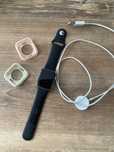 Sprzedam Apple Watcha SE 40 mm rozowy pasek w komplecie