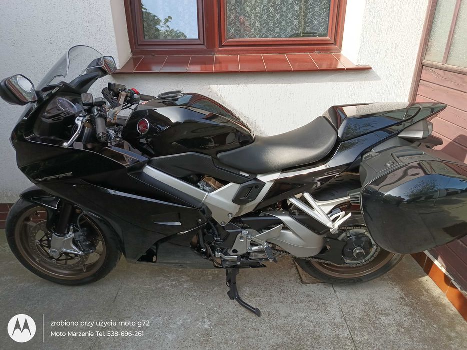 HONDA VFR 800 F ABS TC, VFR800F, 2016r, Kufry, Serwis, Zarejestrowana