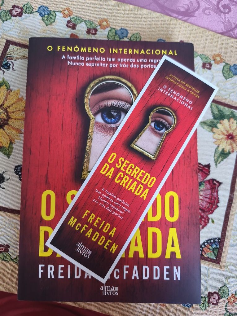 Vendo os 2 livros por 28€ (portes incluídos)