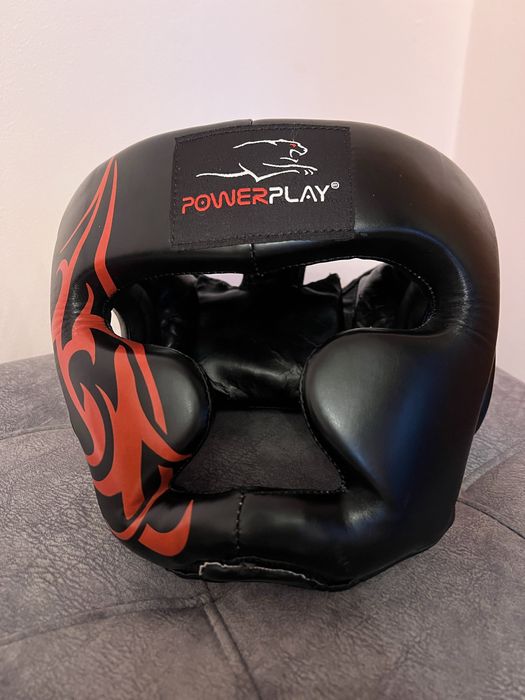 Шолом для боксу, карате, єдиноборств