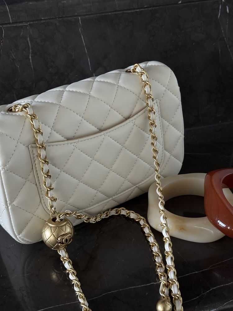 Сумка Chanel шкіра | біла | золота фурнітура
