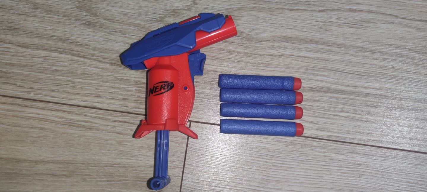 Pistolet Nerf AlphaStrike Slinger