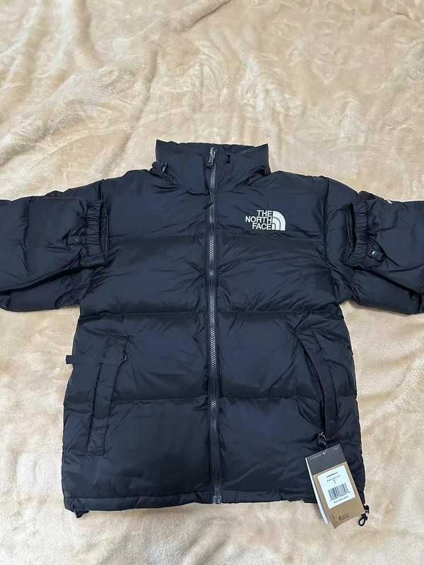 The North Face 1996 Retro Nuptse 700 Fill Puffer Jacket Size M