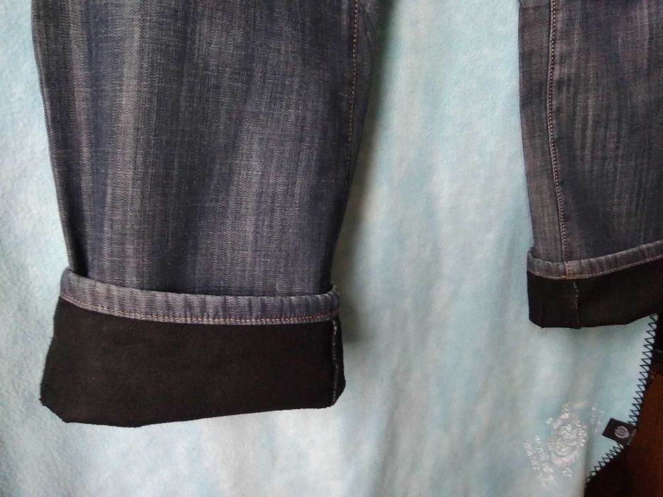 Нові утеплені джинси розмір М довгі