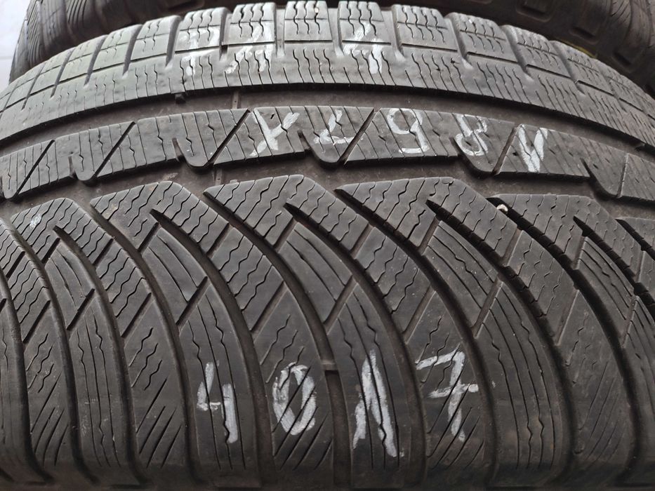 opony 235/45-18 PA 4  98V XL Michelin Pilot Alpin 4