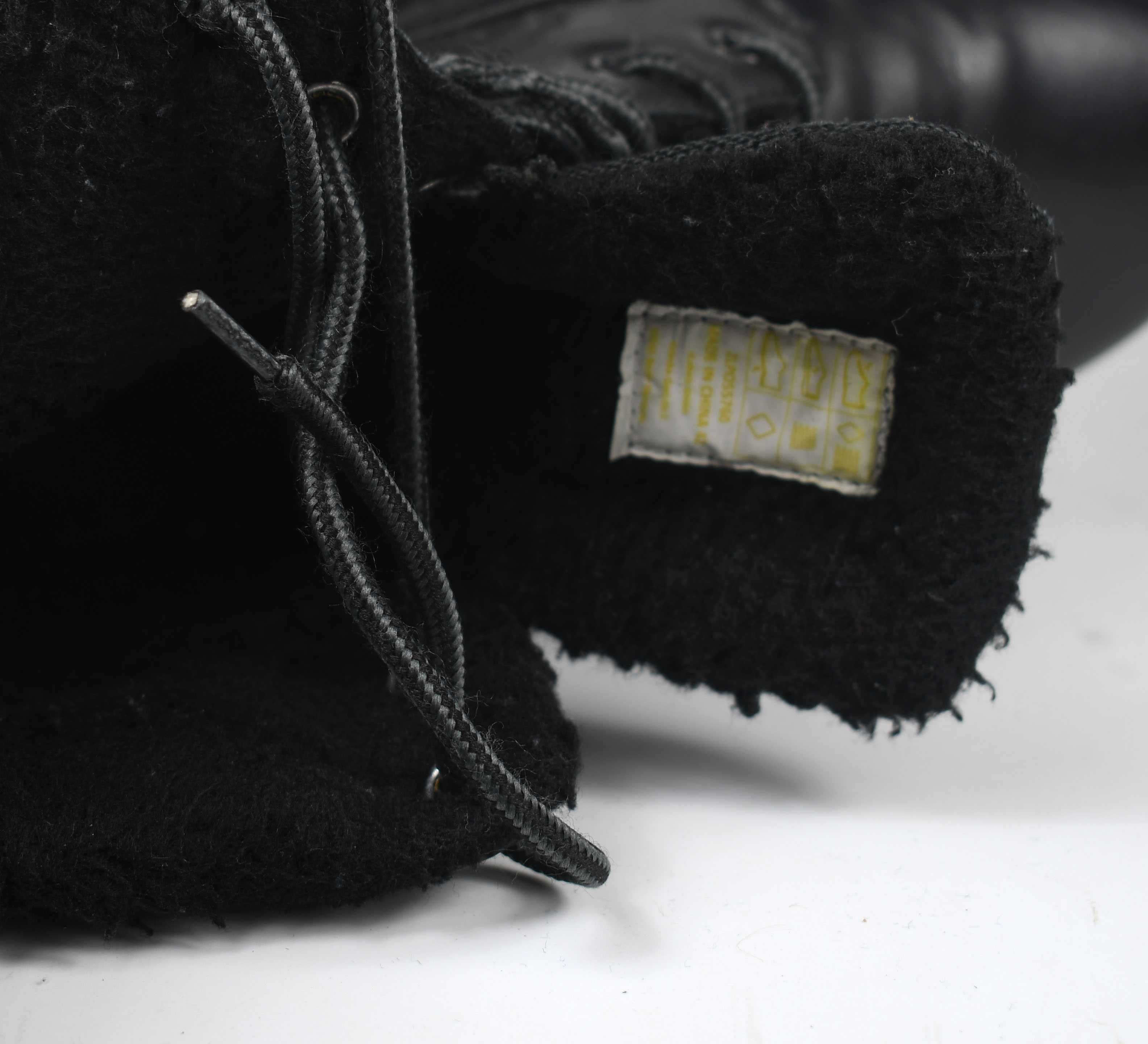 Używane ocieplana futrem buty Pier One roz. 42