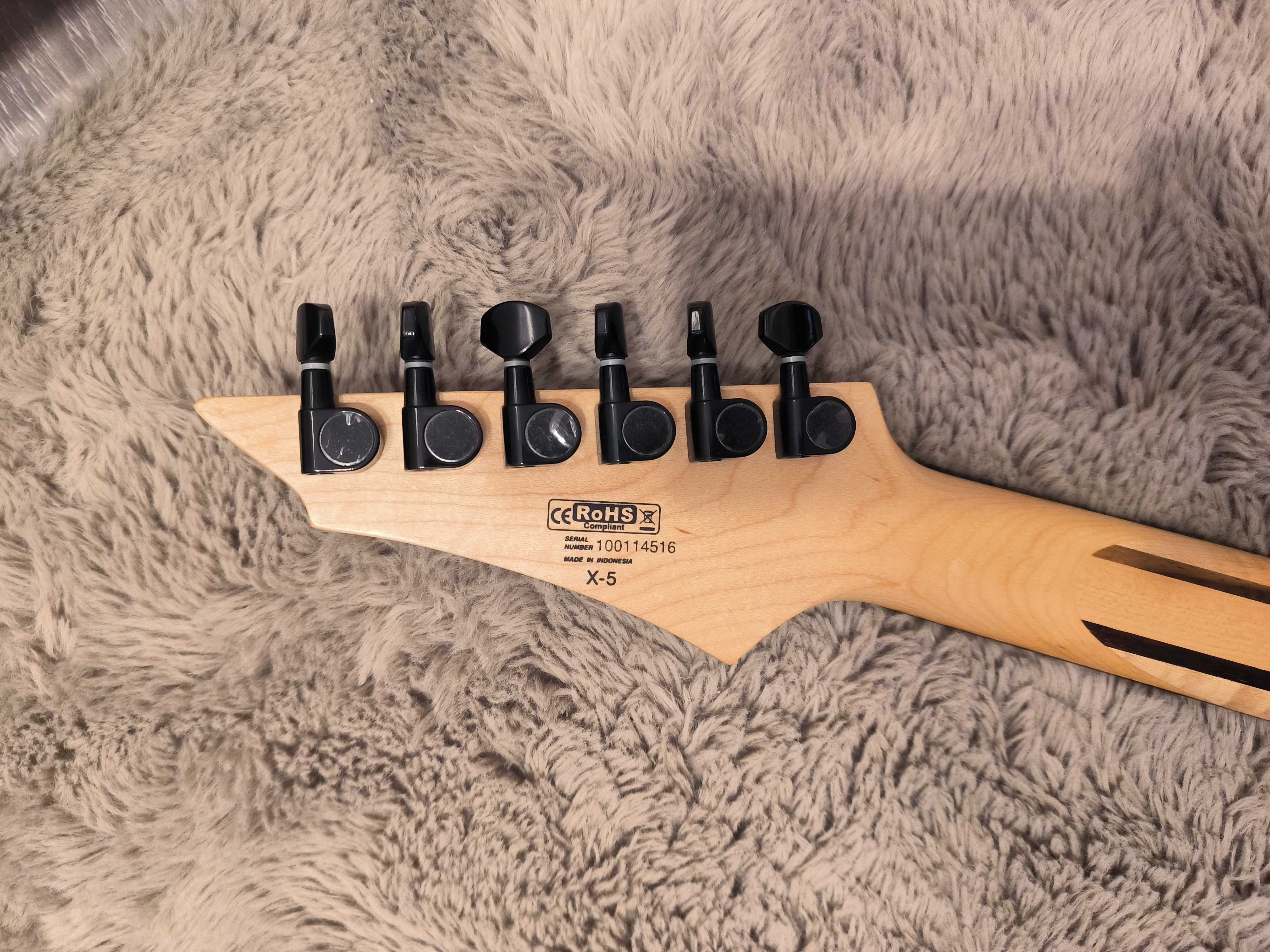 Gitara elektryczna - Cort X5