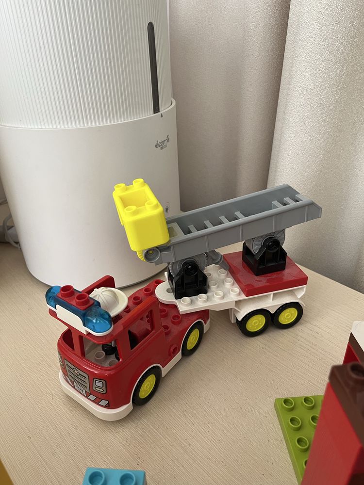 Lego duplo та деяке лего у подарунок