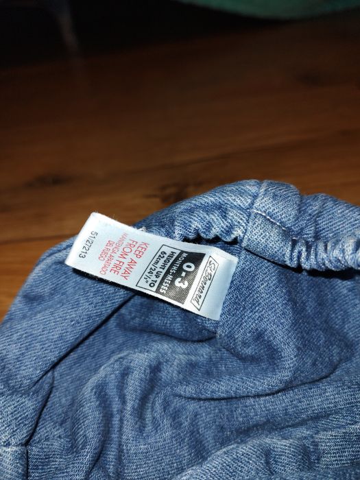 Czapka jeansowa z daszkiem