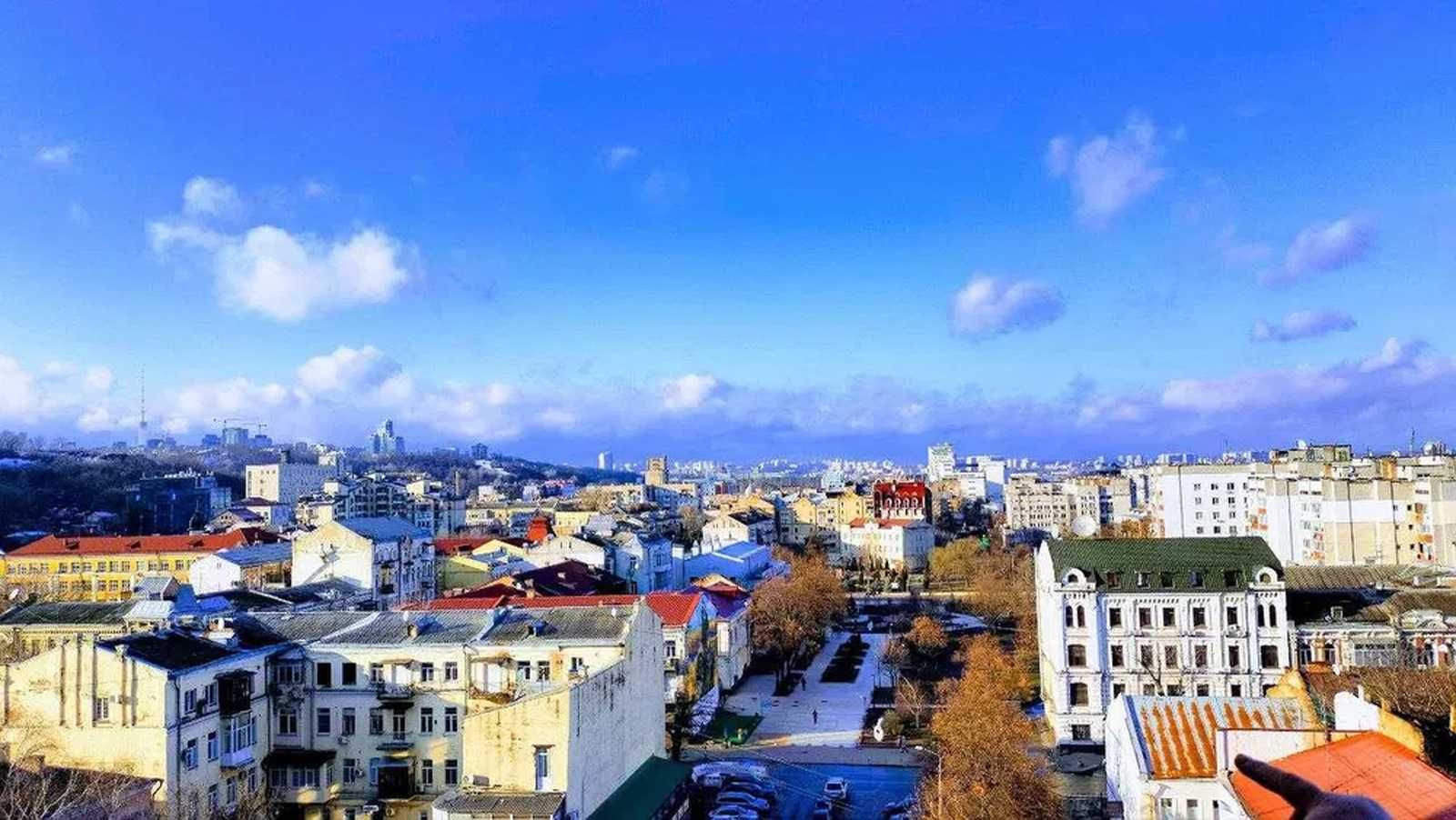 Продаж 2 кімнатної, метро Контрактова 2хв. Подол.