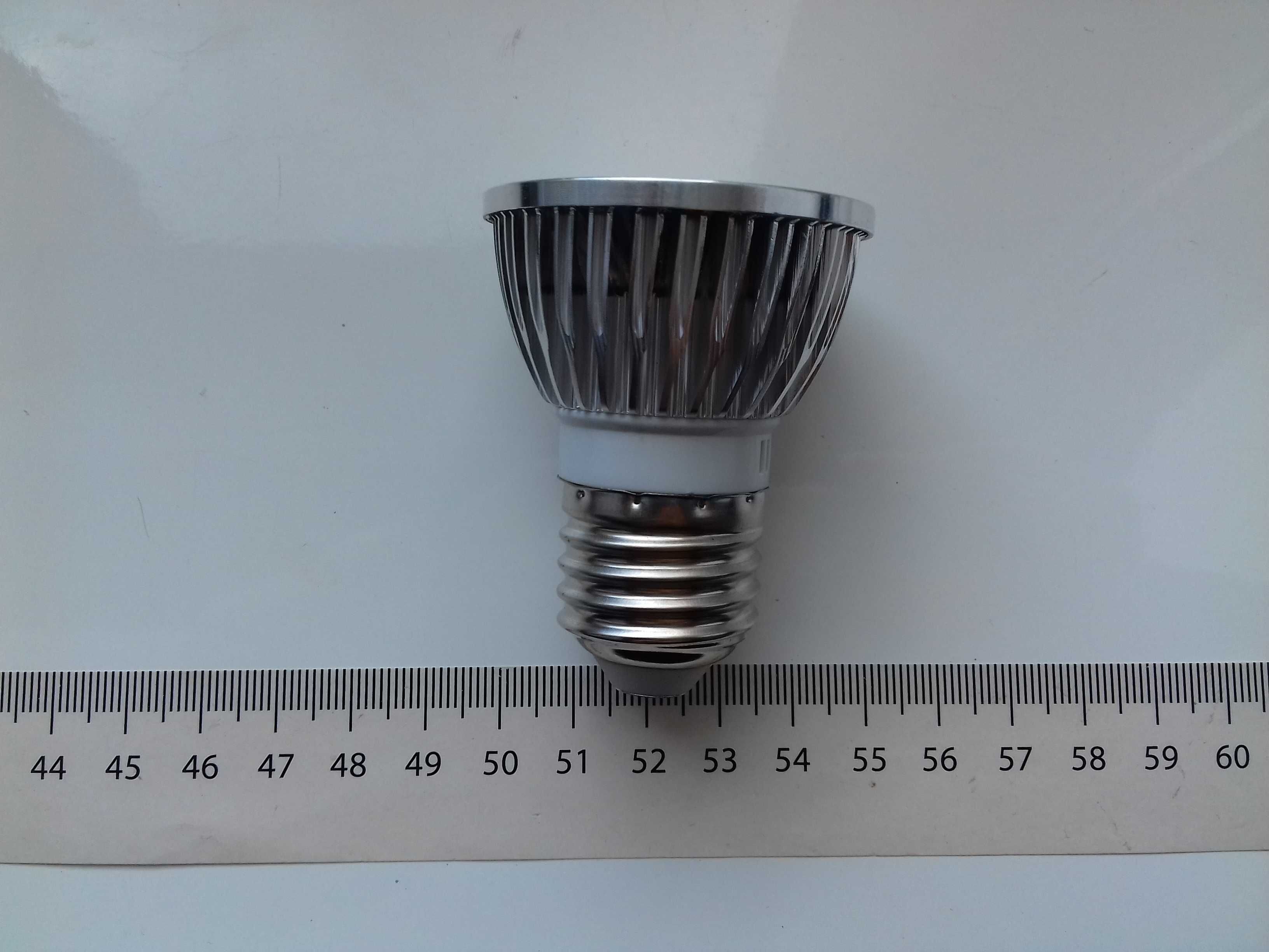 Żarówka LED COB 3,4Wat E27 230V światło skupione punktowe, bez ściemni