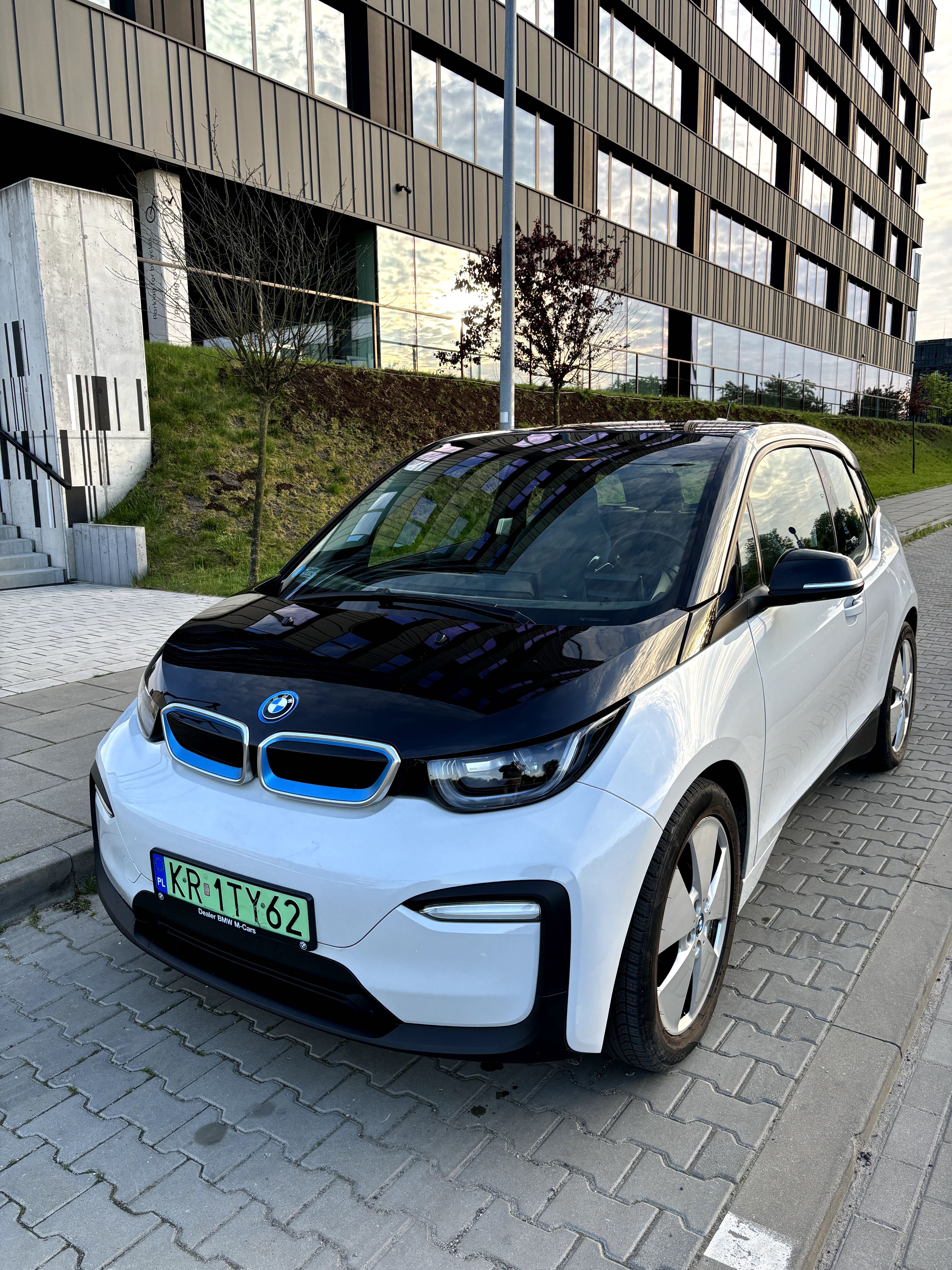 BMW i3 94 Ah, 170 KM, 2019r z Polskiego Salonu FV 23%