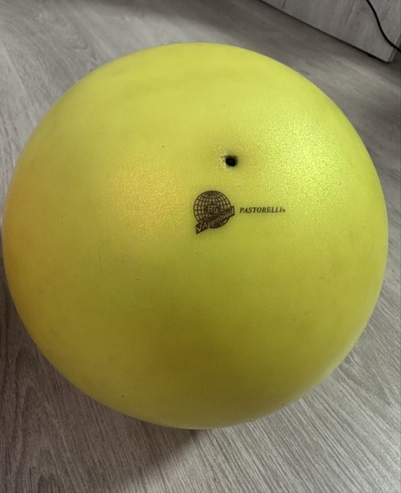 Мʼяч для гімнастики Pastolelli