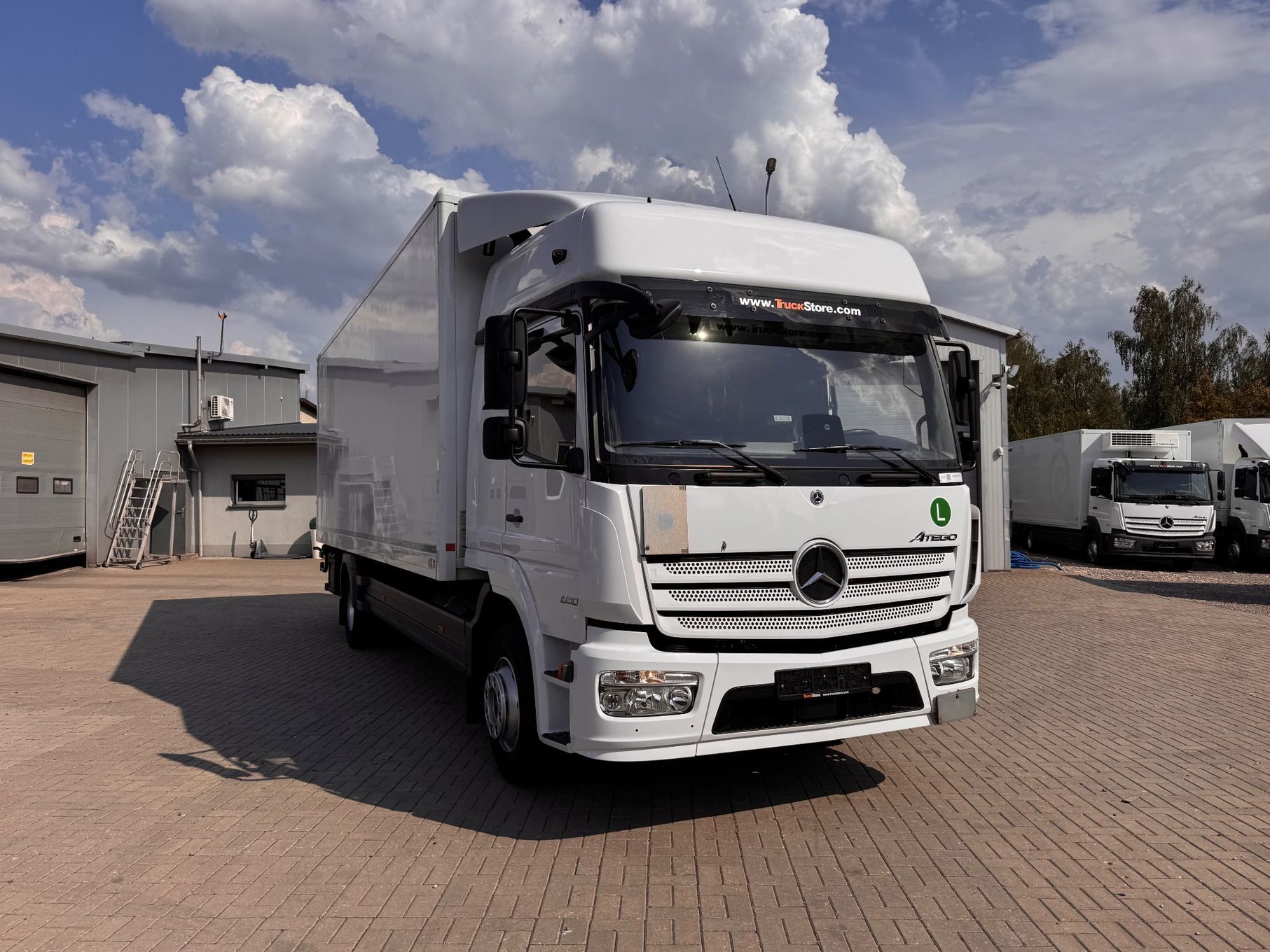 Mercedes-Benz ATEGO  1530 KONTENER 7.30m / Winda / Z Niemiec