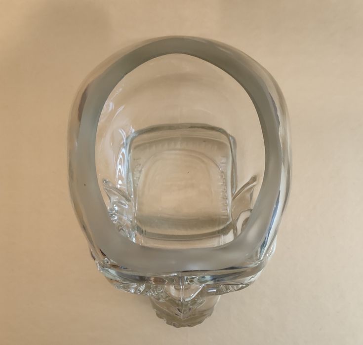 Szklanka czaszka 300ml nowa