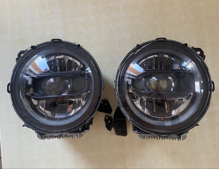 Lampy Jeep Wrangler Rubicon 4xe 2023 USA