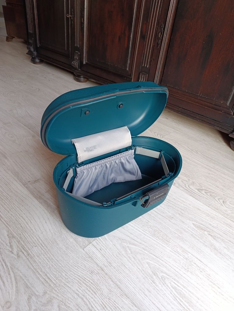 Kuferek na kosmetyki Samsonite