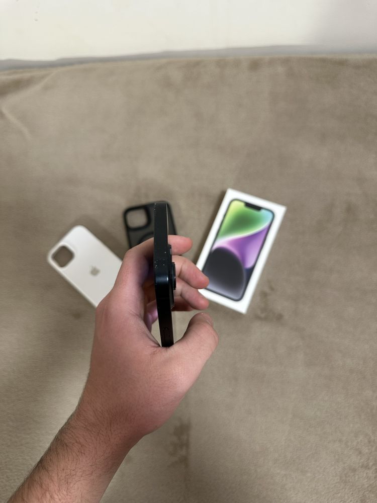Iphone 14, 128gb 84%акумулятор
