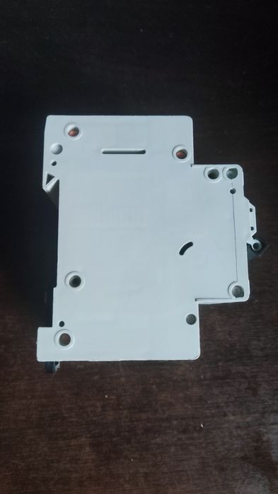 Автоматический выключатель Moeller Xpole PL6-C50/3 50A, 3-полюсный