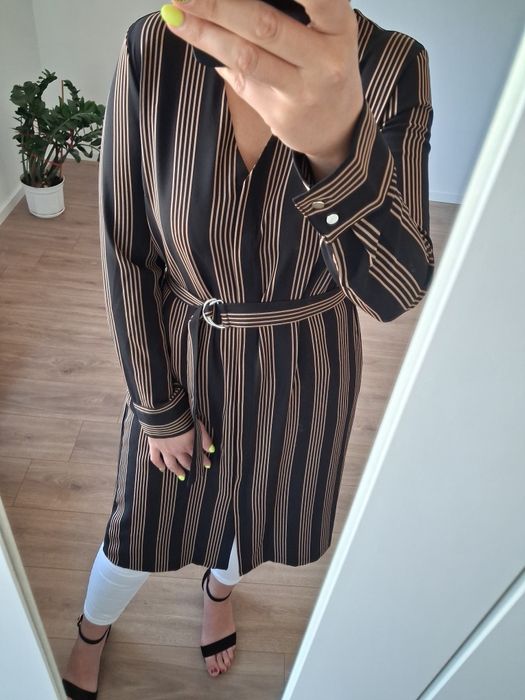 Elegancka midi sukienka na wiele okazji do pracy biura itp L XL