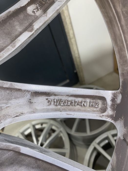 Jante 17 cinza Al BMW