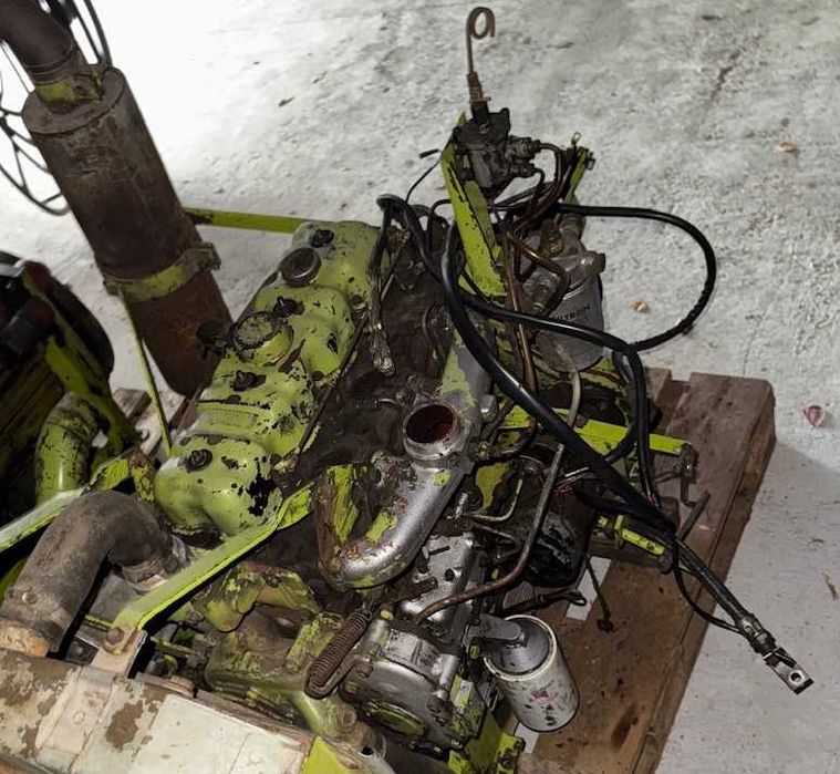 Silnik Perkins A4-154 4 cylindry kopuła kombajn claas Compact 30,25,20