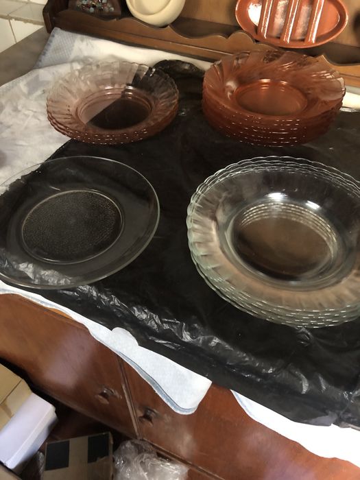 Pratos sortidos sopa  e um normal em pirex valor para todos 10€