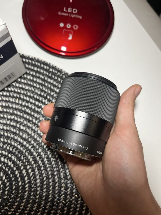 Sigma 30mm f1.4 sony e