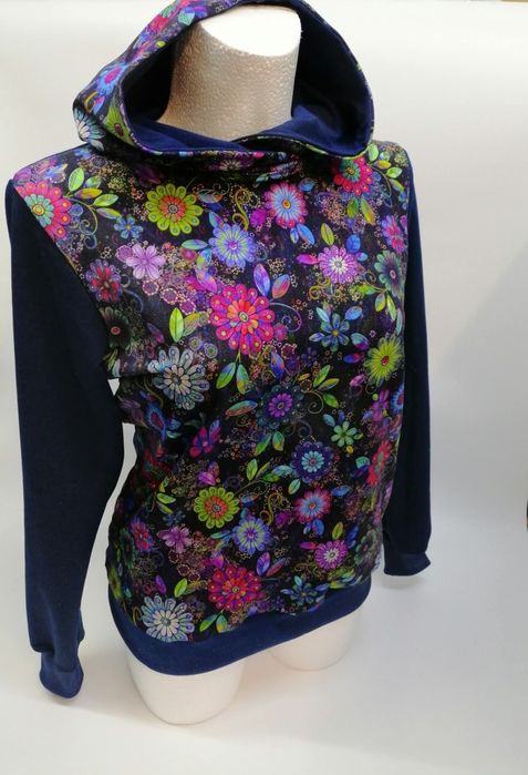 Bluza damska w kwiaty