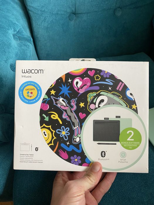 Графічний планшет WACOM Intuos Bluetooth Pistachio S