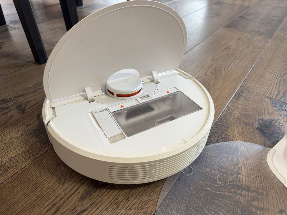 Roborock S6 – robot sprzątający, bardzo dobry stan + gratisy