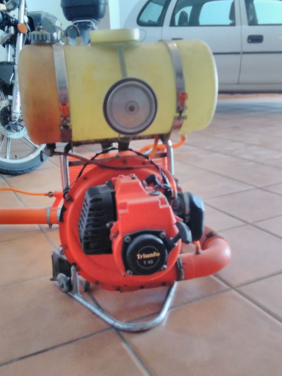 Motor de cura em bom estado