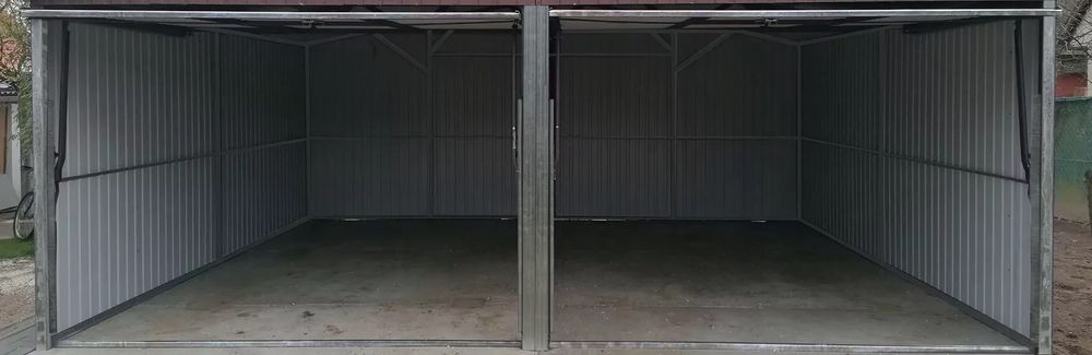 Blaszak dwustanowiskowy 6x5 m - Dach dwuspadowy, Brama uchylna, Drewno