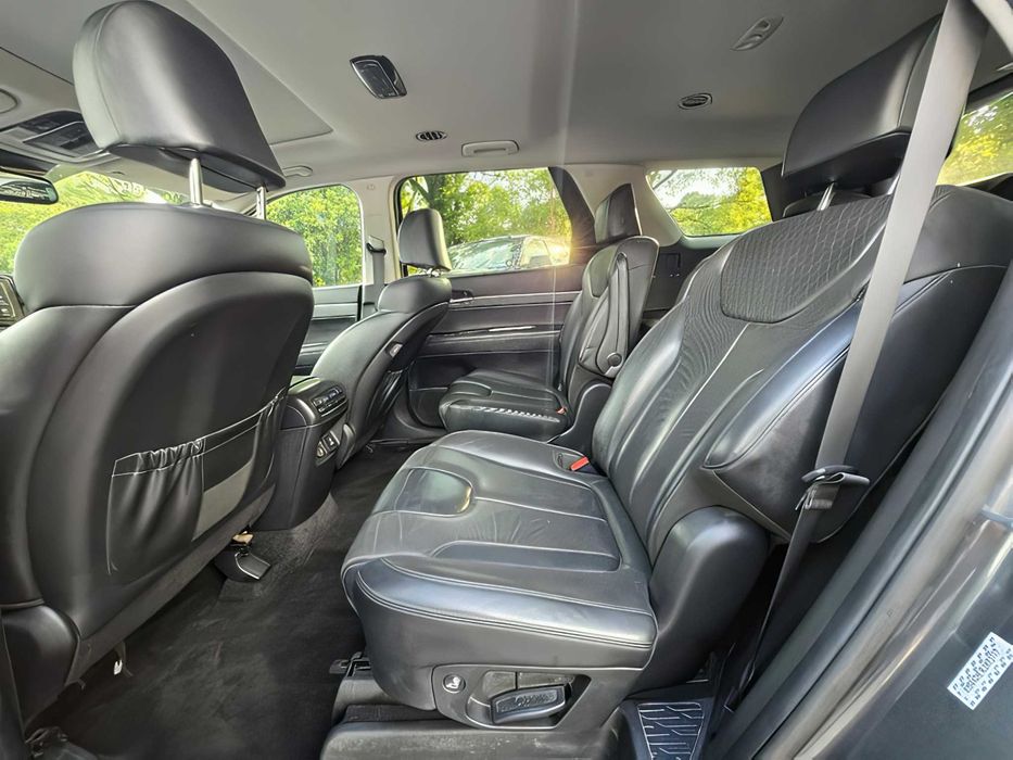 Hyundai Palisade      2020