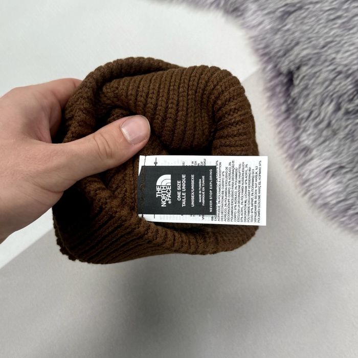 Нова шапка The Nort Face Box Logo Стандарт розмір 00143