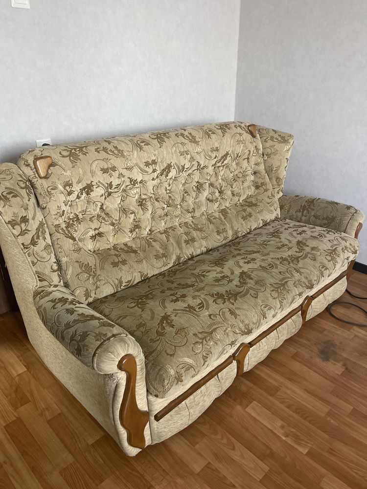 Продам розкладний диван 185х95 (спальне місце 190х150)