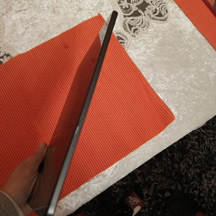 Планшет без гарантії